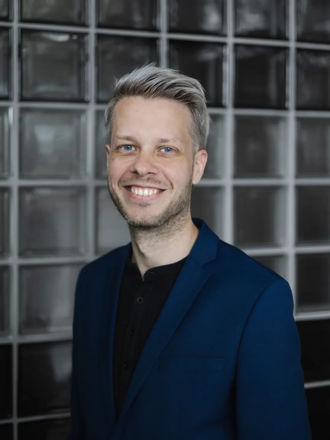 Julian aus dem Team der abinitio Steuerberatung in Bremen